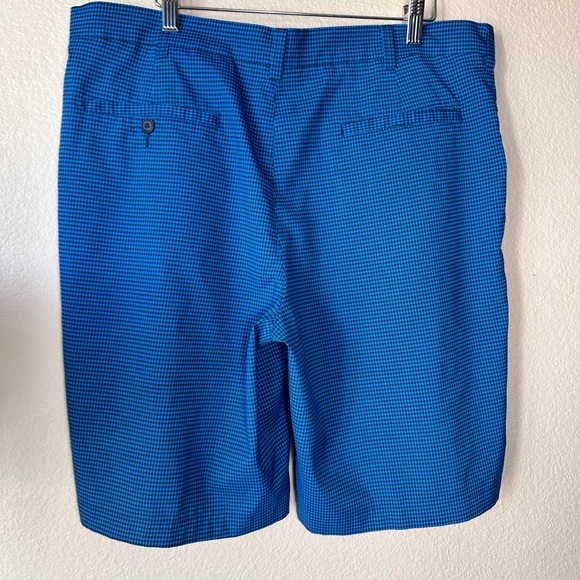 PGA Tour Men's Blue Patterned Flat Front Shorts - Picture 2 of 5